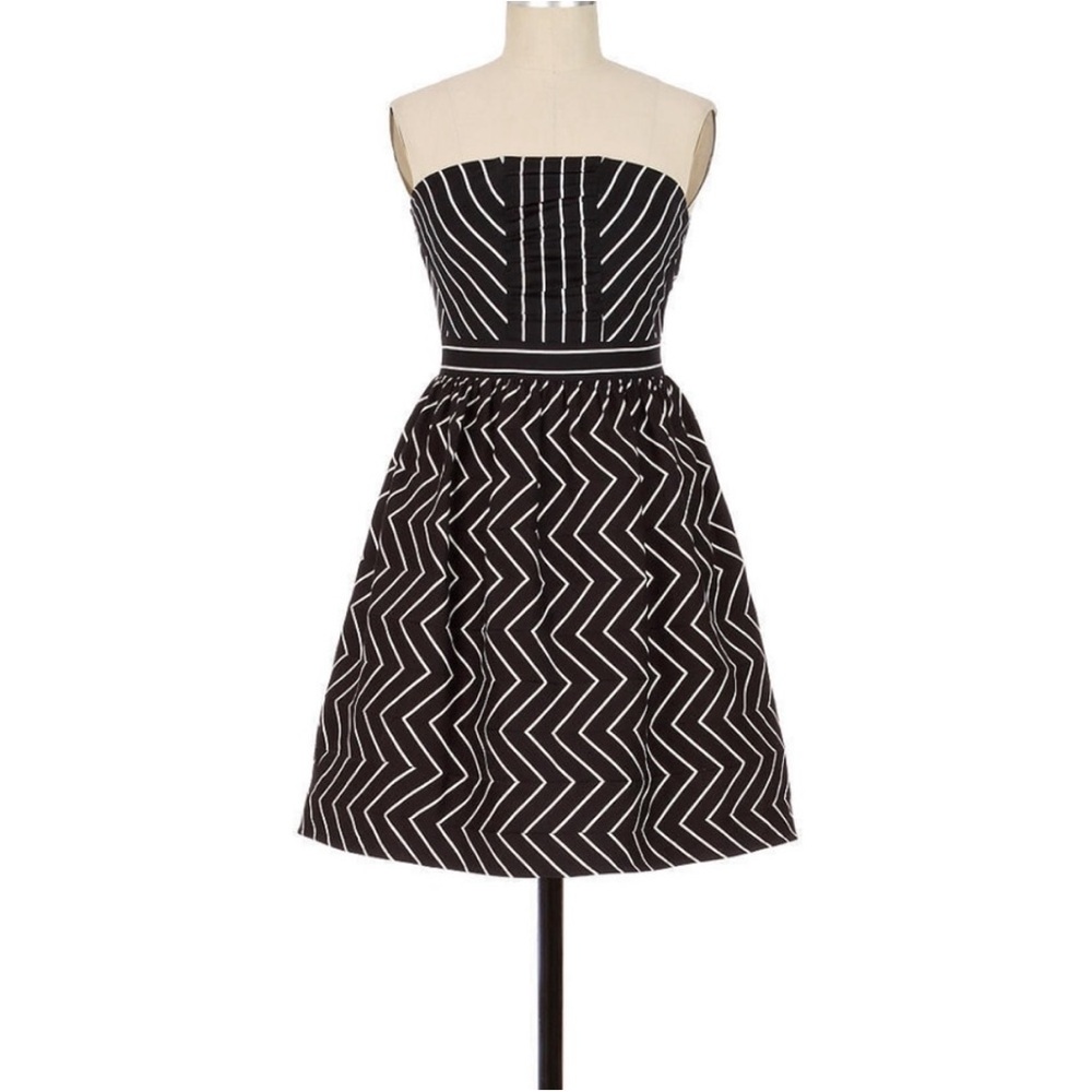 Anthropologie Nadia Nour size 4 Strapless Black and White Fit-and-Flare Dress
